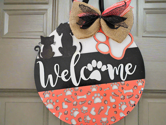 Cat and Dog Friends  - Themed Decorative door round